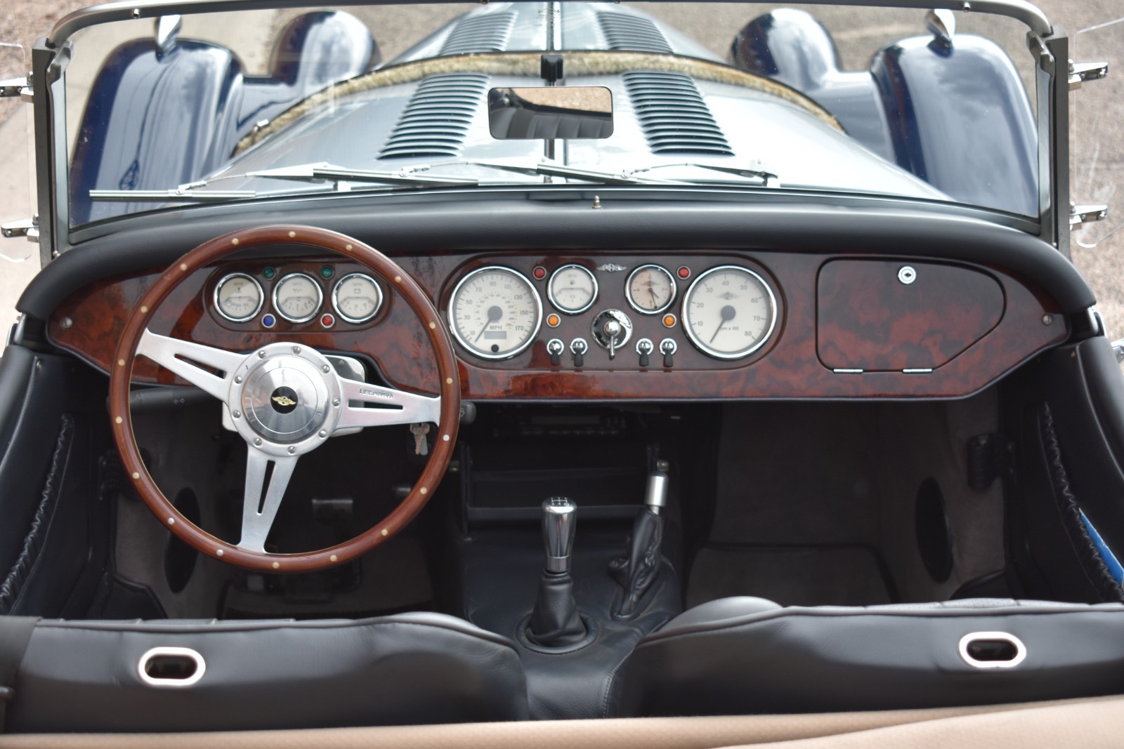 Morgan-Plus-8-1980-Convertible-20