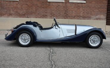Morgan-Plus-8-1980-Convertible-3