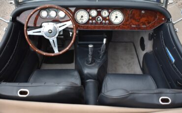 Morgan-Plus-8-1980-Convertible-34