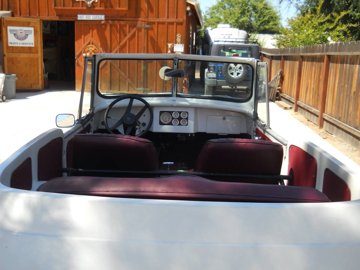 Morris-1966-white-7