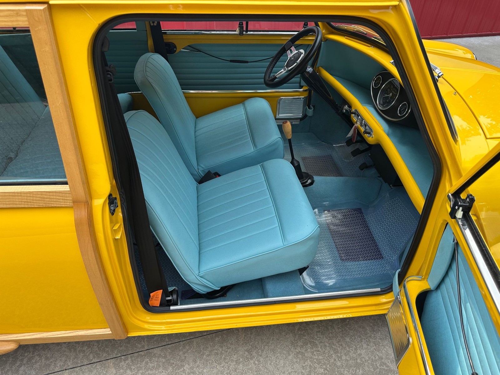 Morris-Mini-1962-Wagon-21