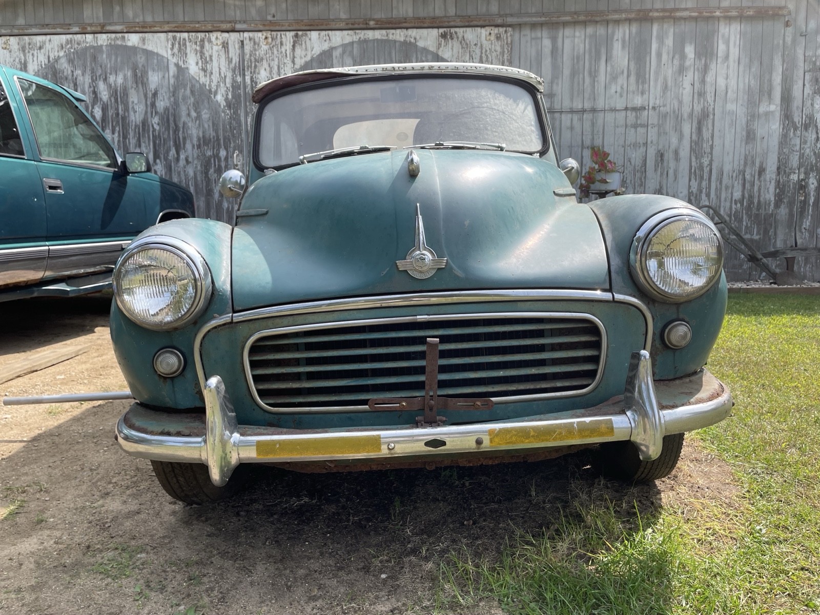 Morris-Minor-1000-1960-4