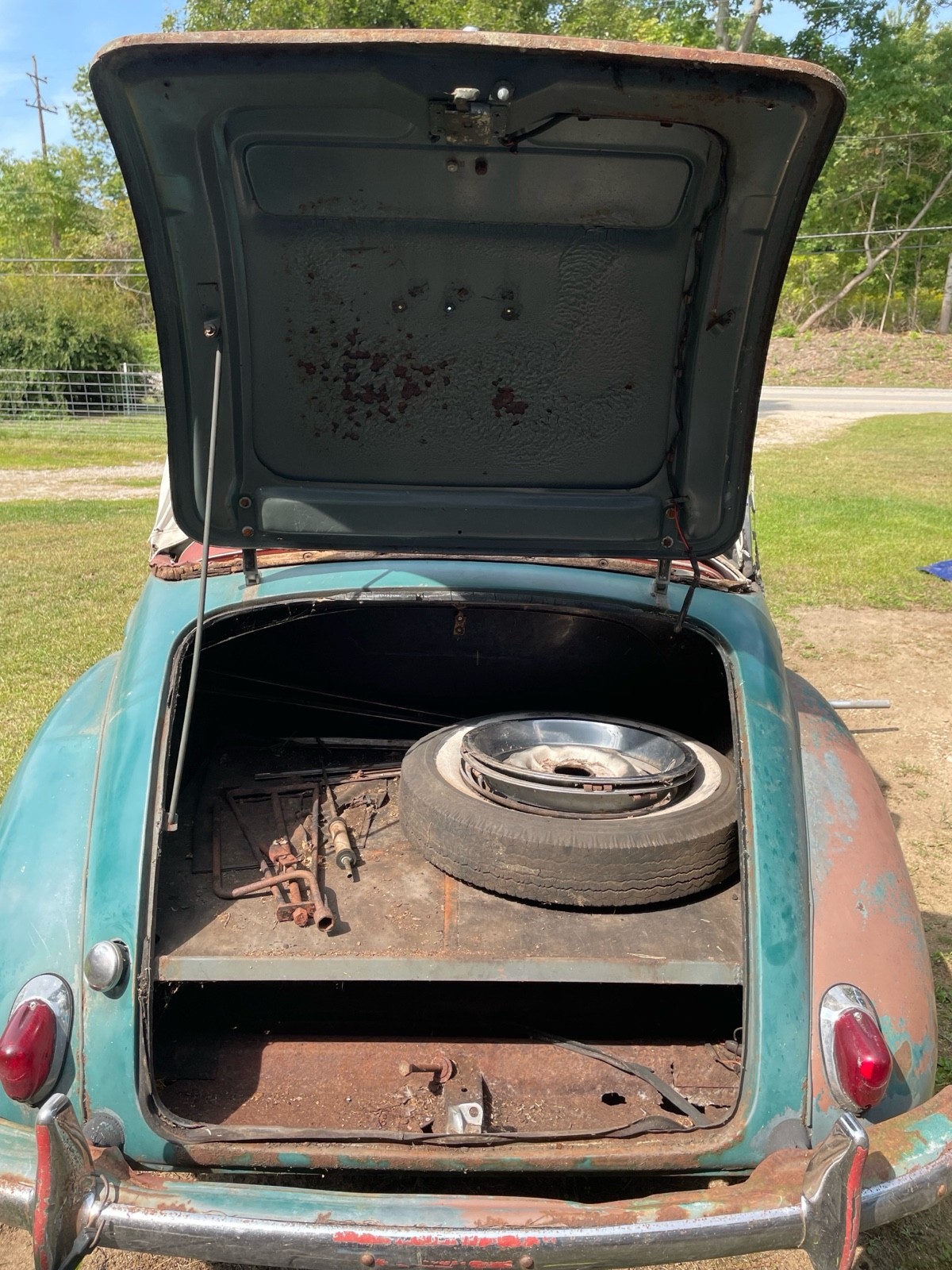 Morris-Minor-1000-1960-9