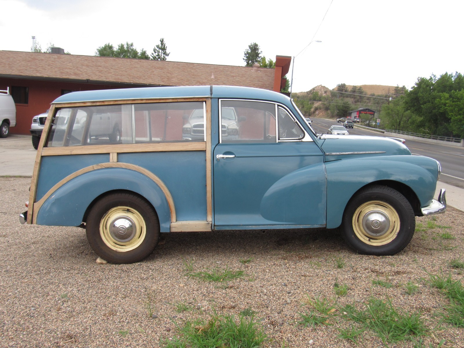Morris-Traveller-1960-Woody-4