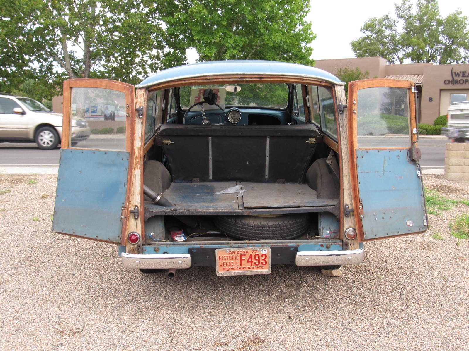 Morris-Traveller-1960-Woody-6