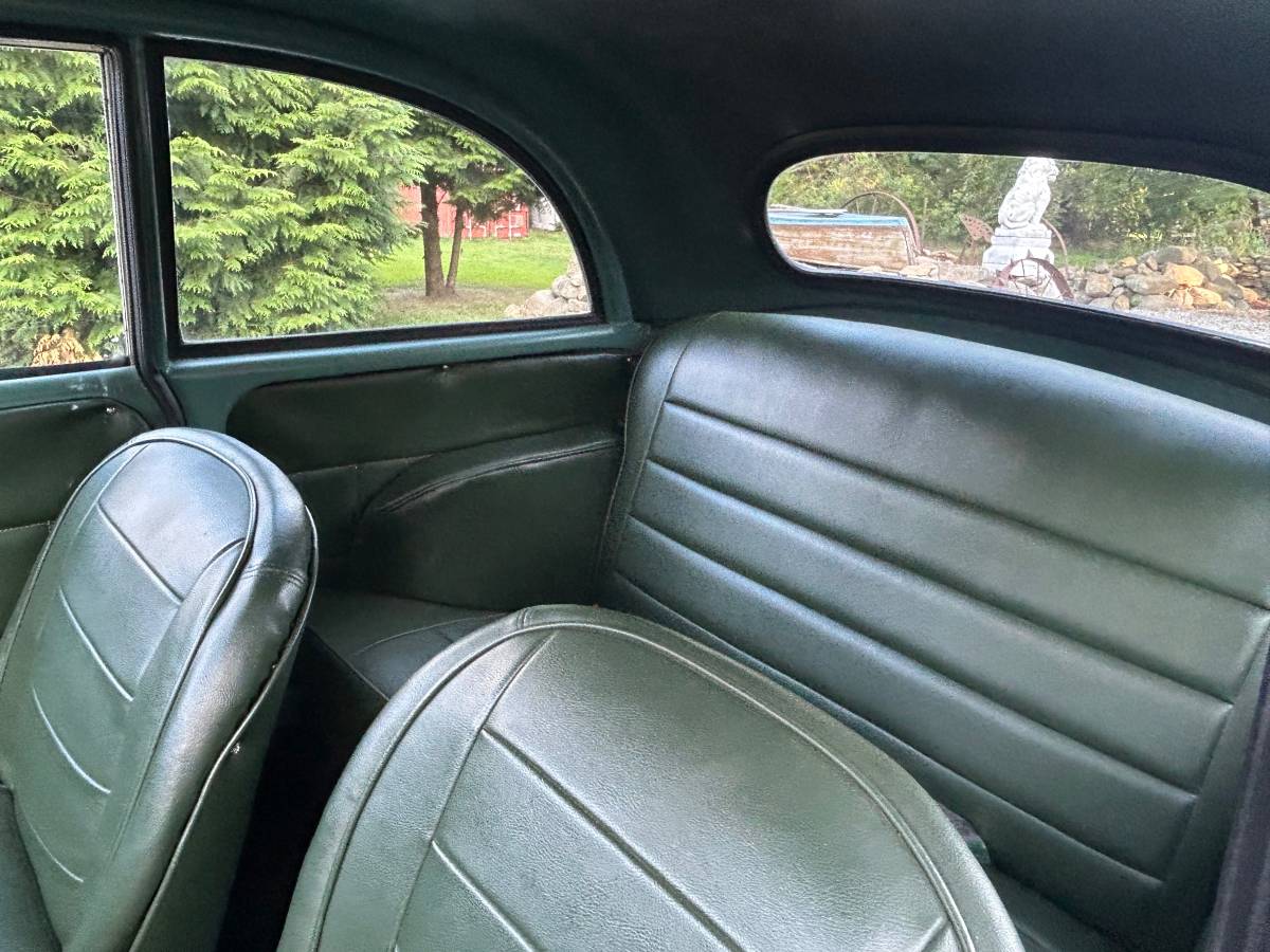 Morris-minor-1950-green-10
