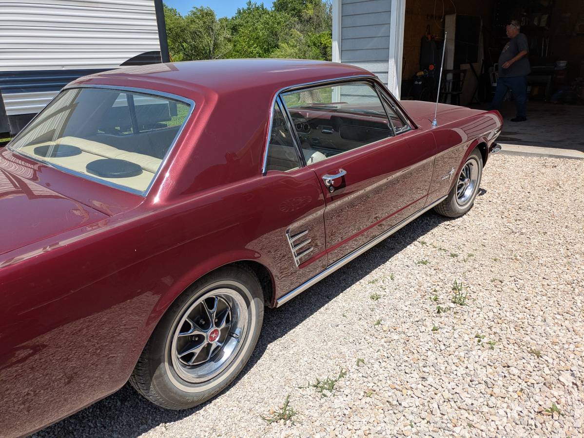 Mustang-1966-custom-3
