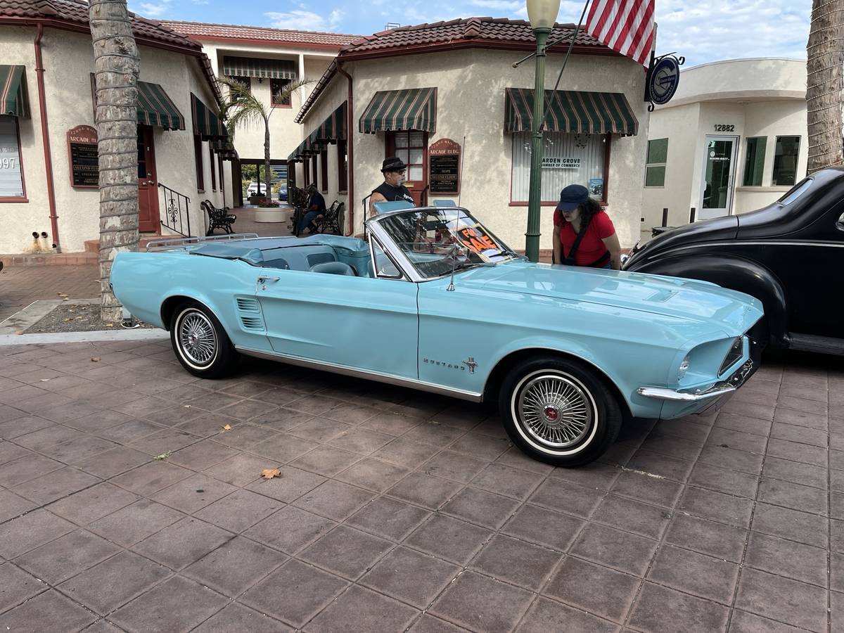 Mustang-convertible-1967-2
