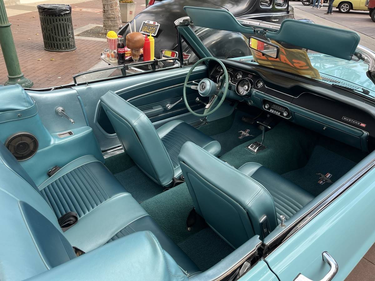 Mustang-convertible-1967-5
