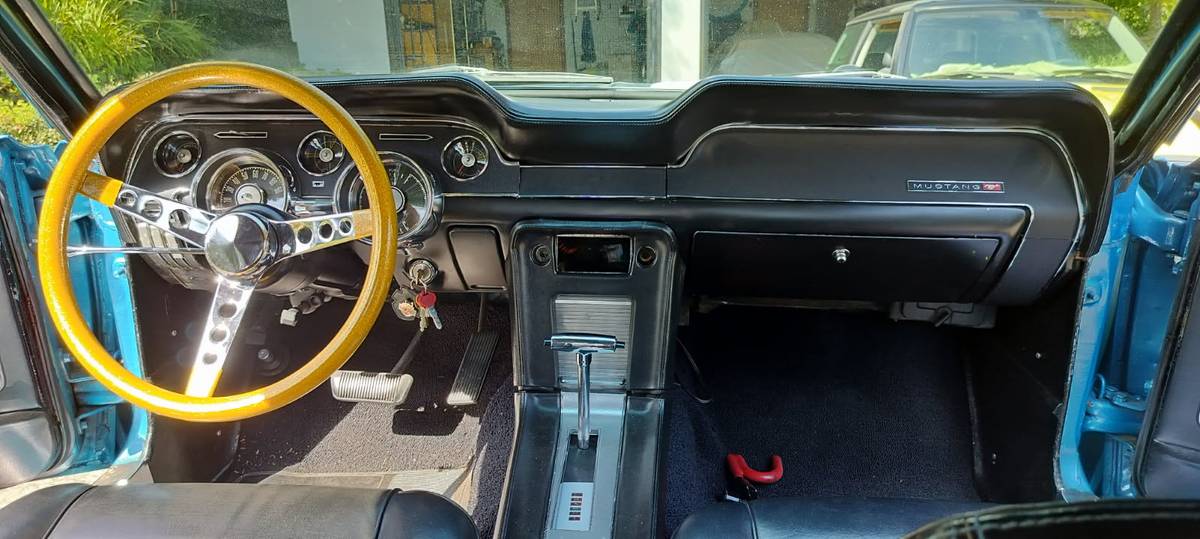 Mustang-coupe-1968-11