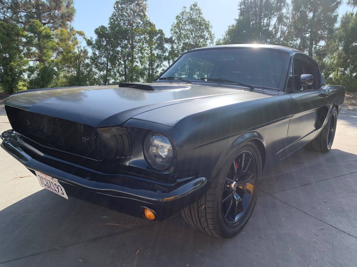 Mustang-fastback-gt-1965-1