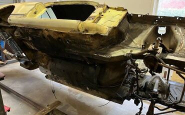 Mustang-gt-fastback-1966-yellow-4