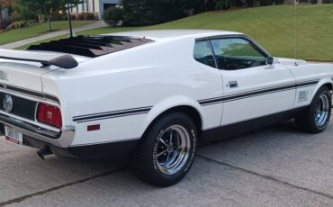 Mustang-mach-1-1971-white-2