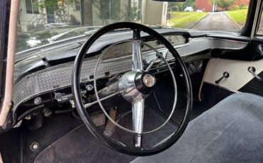 Nash-Ambassador-Custom-1957-Sedan-1