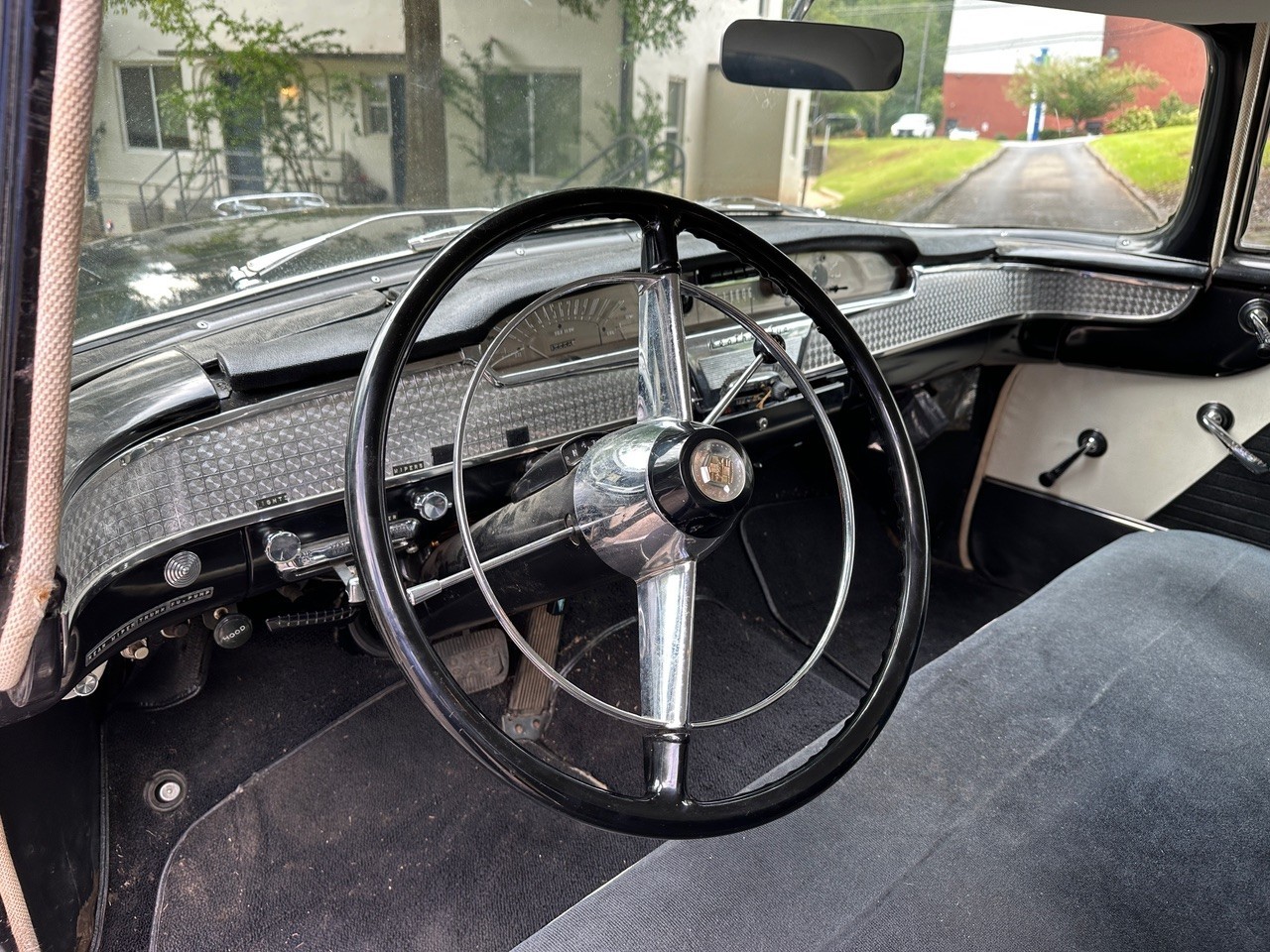 Nash-Ambassador-Custom-1957-Sedan-1