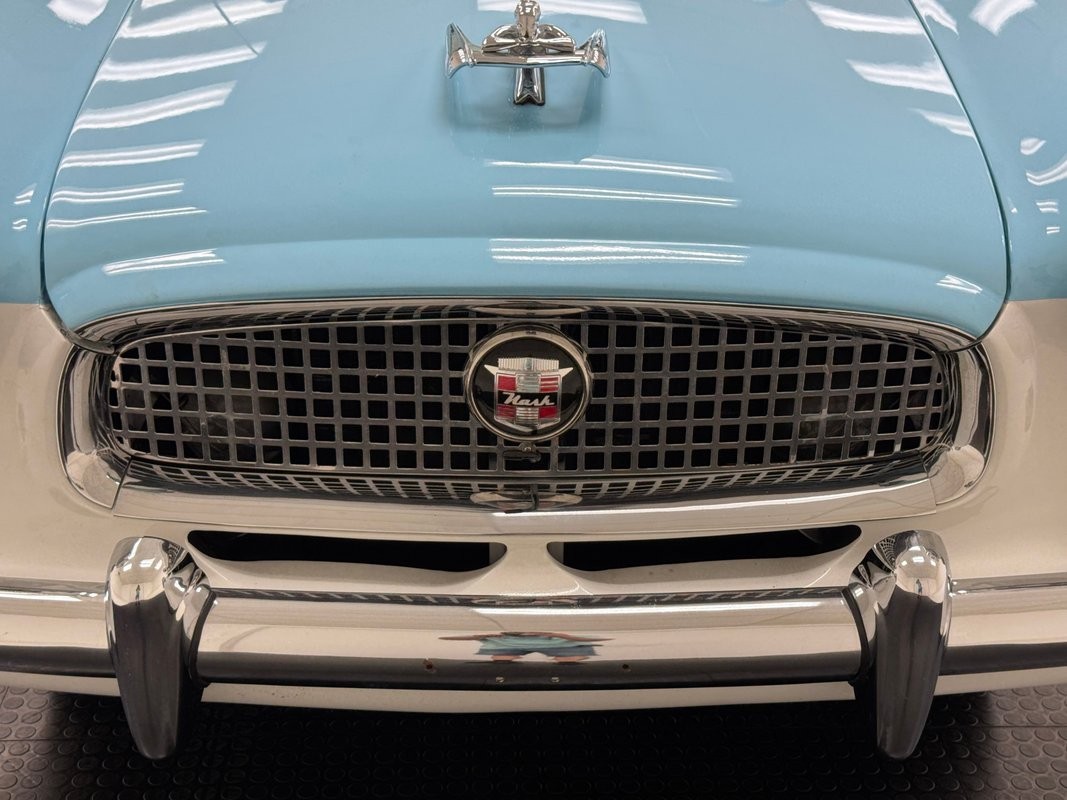 Nash-Metropolitan-1956-Convertible-11