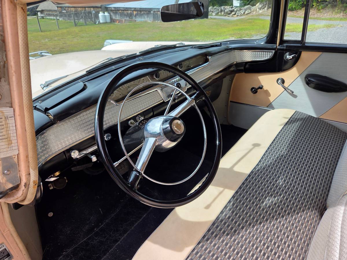 Nash-ambassador-1957-custom-13