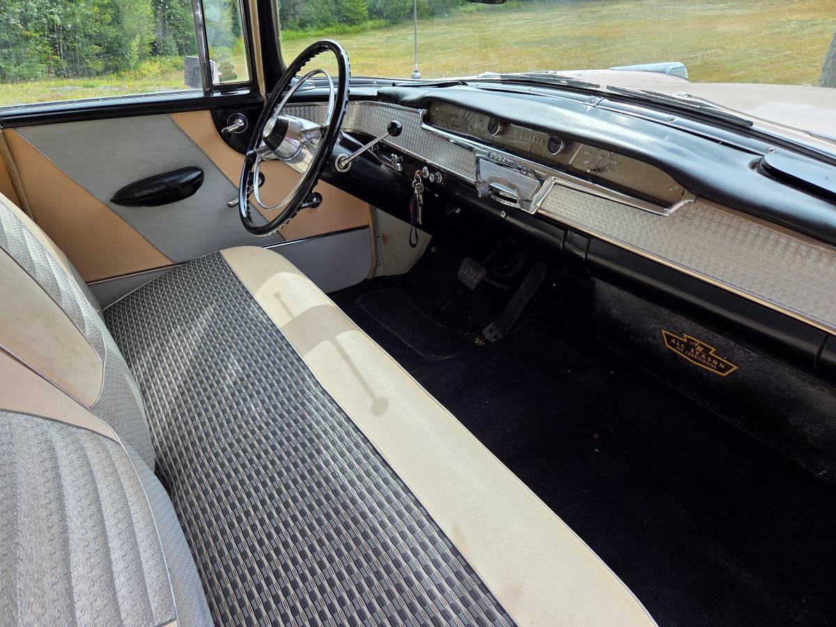 Nash-ambassador-1957-custom-8