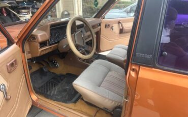 Nissan-1984-brown-1