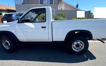 Nissan-1989-white