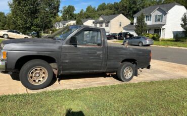 Nissan-1990-black