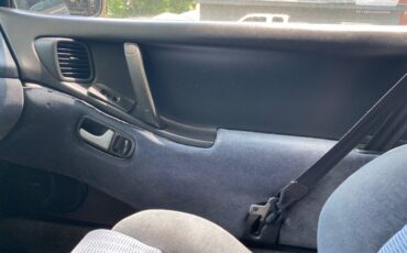 Nissan-1992-grey-8