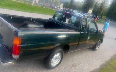Nissan-1994-green-3