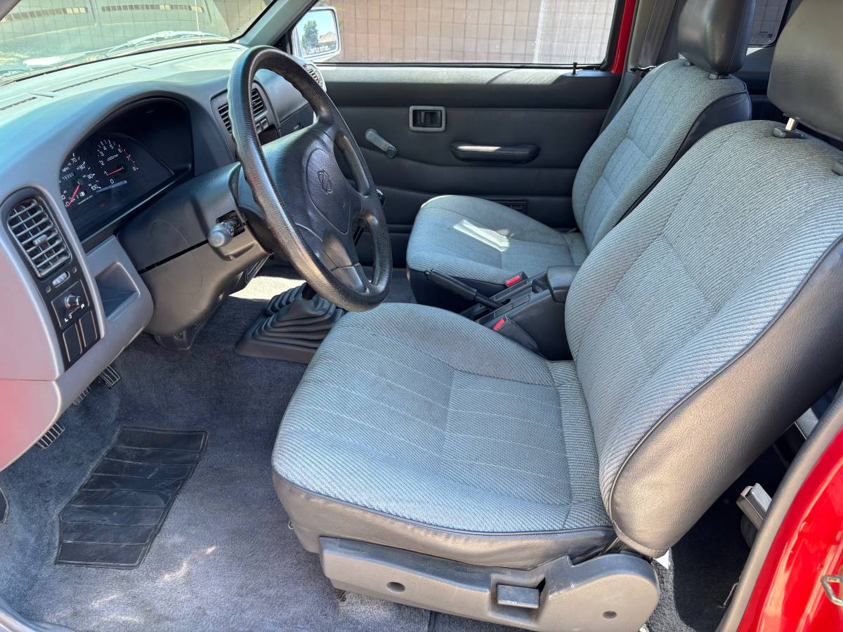 Nissan-1995-14