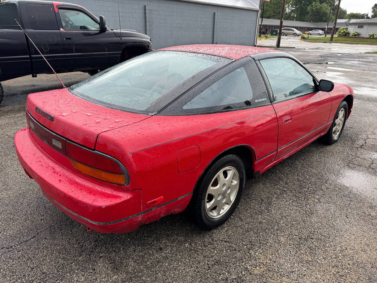 Nissan-240sx-1992-red-4
