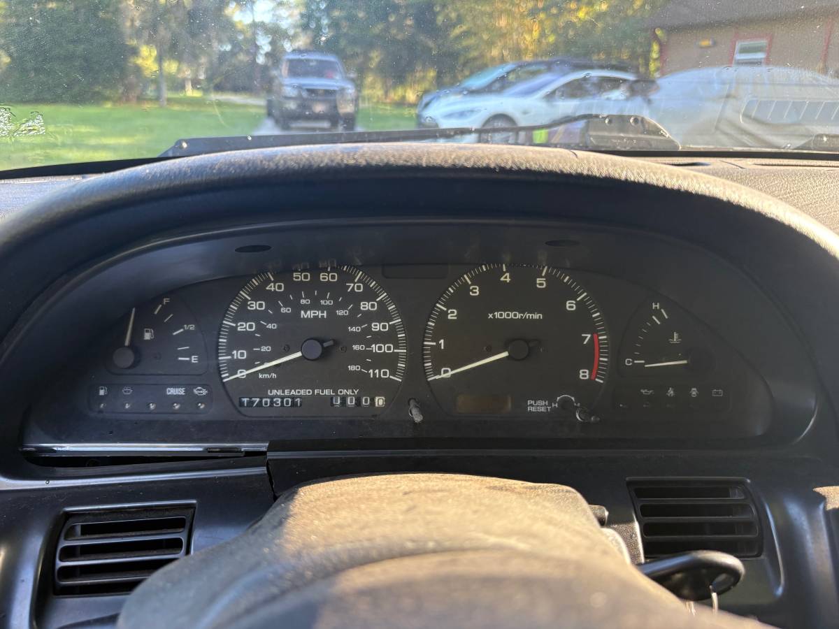 Nissan-240sx-1993-5