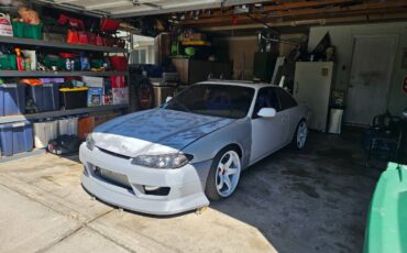 Nissan-240sx-1995-white