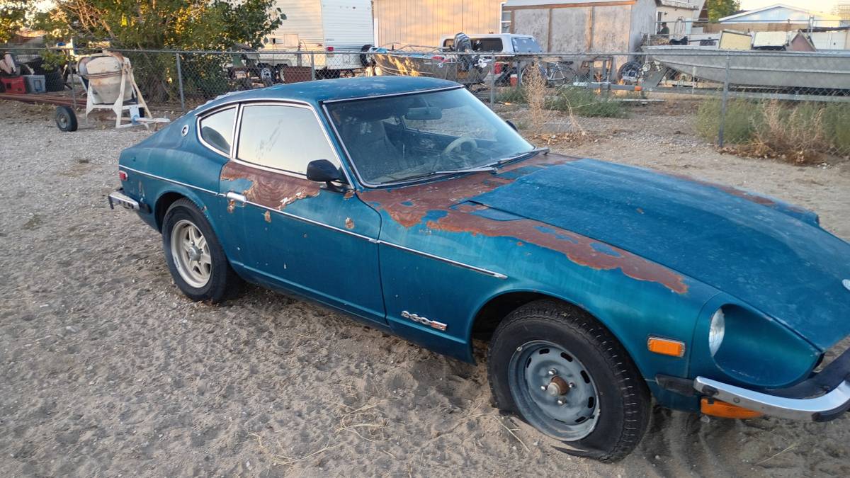 Nissan-260z-1974-green-3