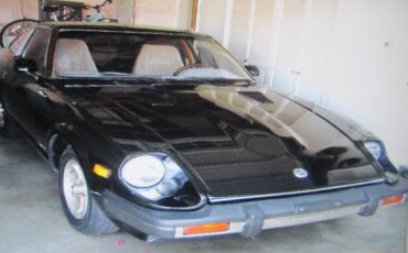 Nissan-280zx-1979-black-10