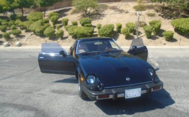 Nissan-280zx-1979-black-3
