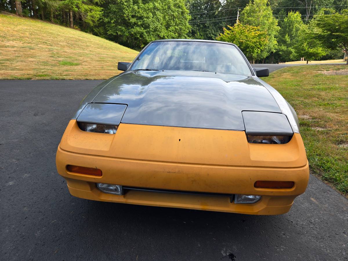 Nissan-300-zx-1987-grey-13