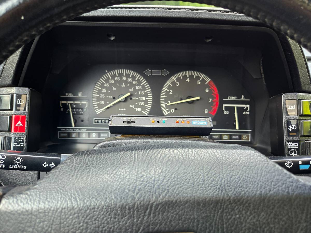 Nissan-300-zx-1987-grey-19