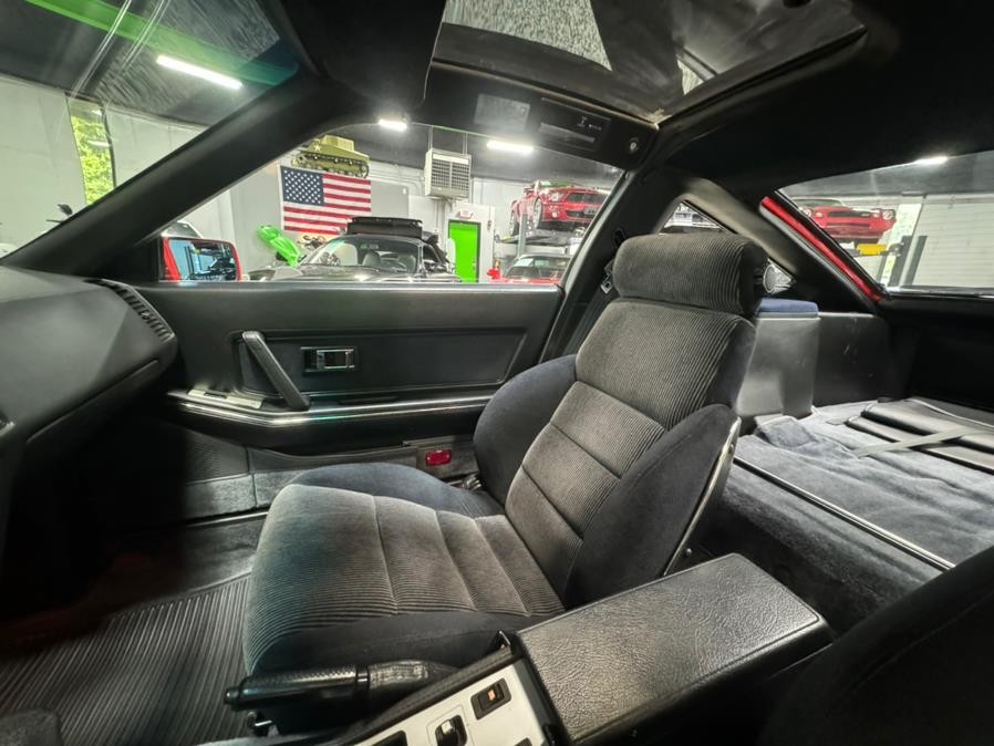 Nissan-300ZX-1986-2-Door-Coupe-14