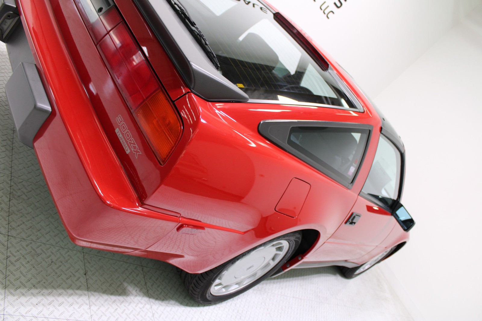 Nissan-300ZX-1988-Coupe-27