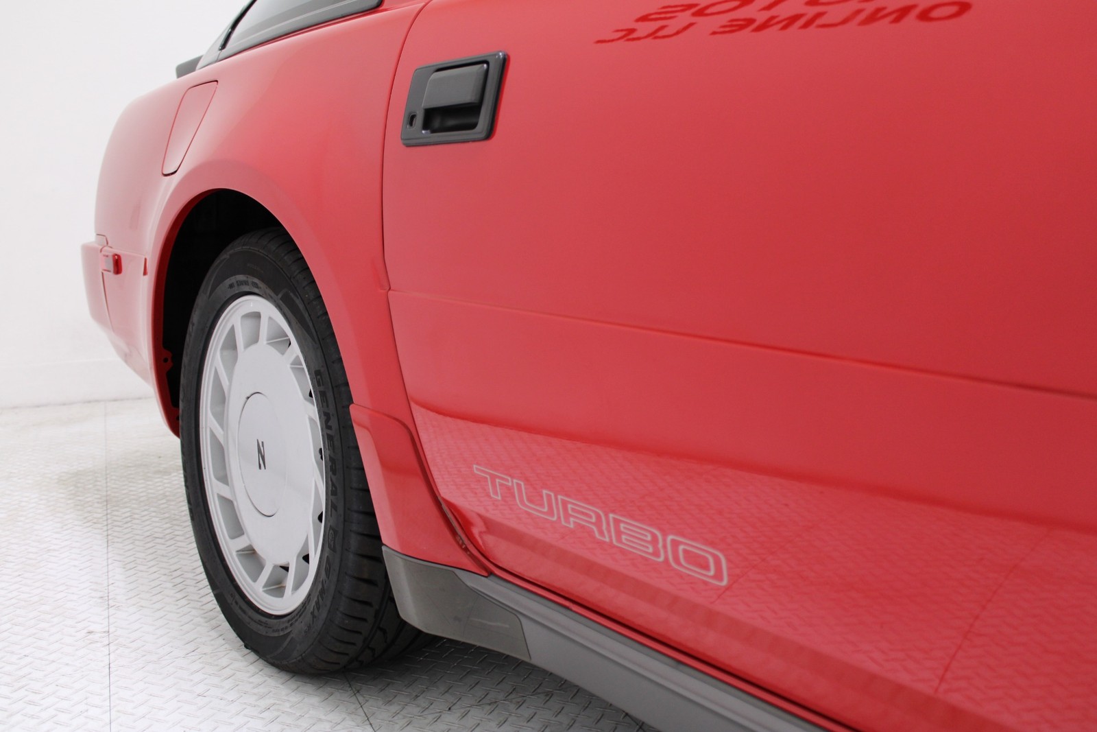 Nissan-300ZX-1988-Coupe-30