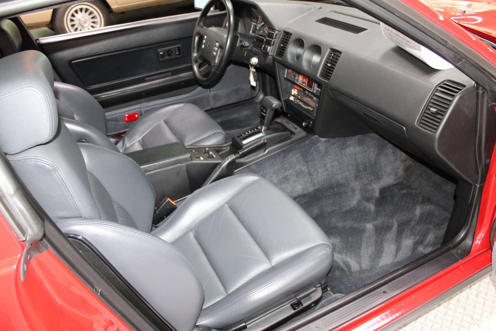 Nissan-300ZX-1988-Coupe-7