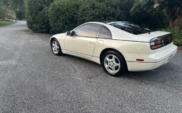 Nissan-300ZX-1994-Coupe-2