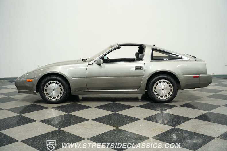 Nissan-300zx-1987-Dark-Gray-Metallic-Black-10