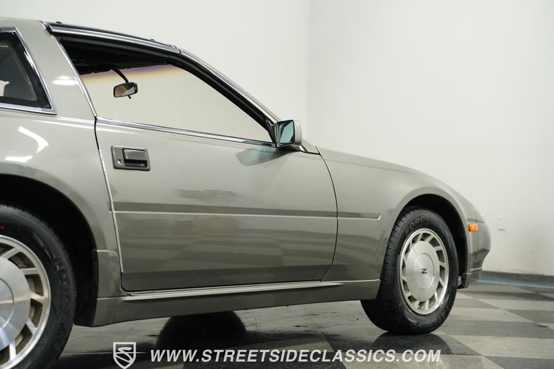 Nissan-300zx-1987-Dark-Gray-Metallic-Black-26