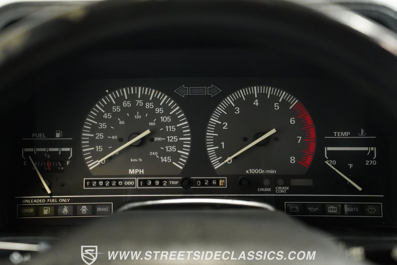 Nissan-300zx-1987-Dark-Gray-Metallic-Black-38
