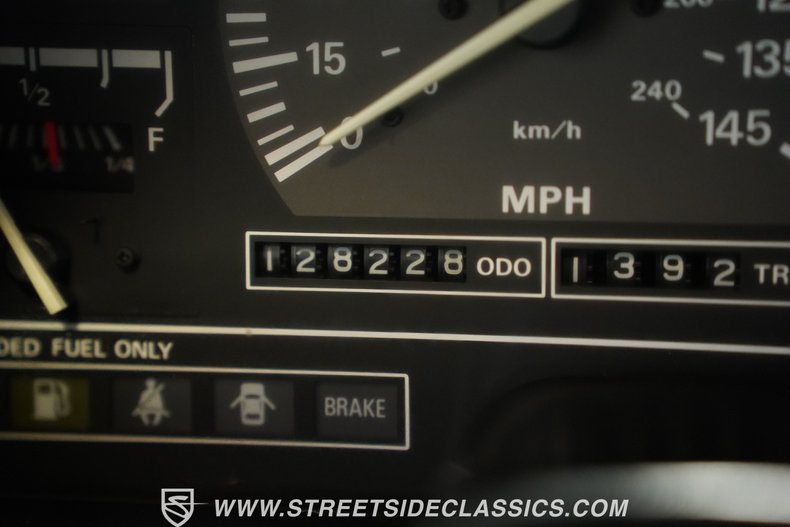 Nissan-300zx-1987-Dark-Gray-Metallic-Black-39