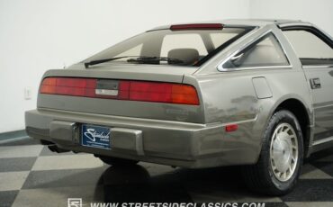 Nissan-300zx-1987-Dark-Gray-Metallic-Black-5