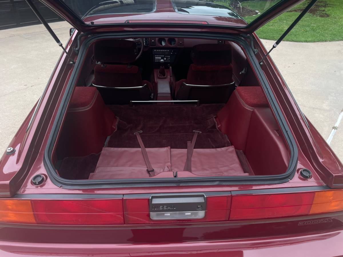 Nissan-300zx-1987-red-18