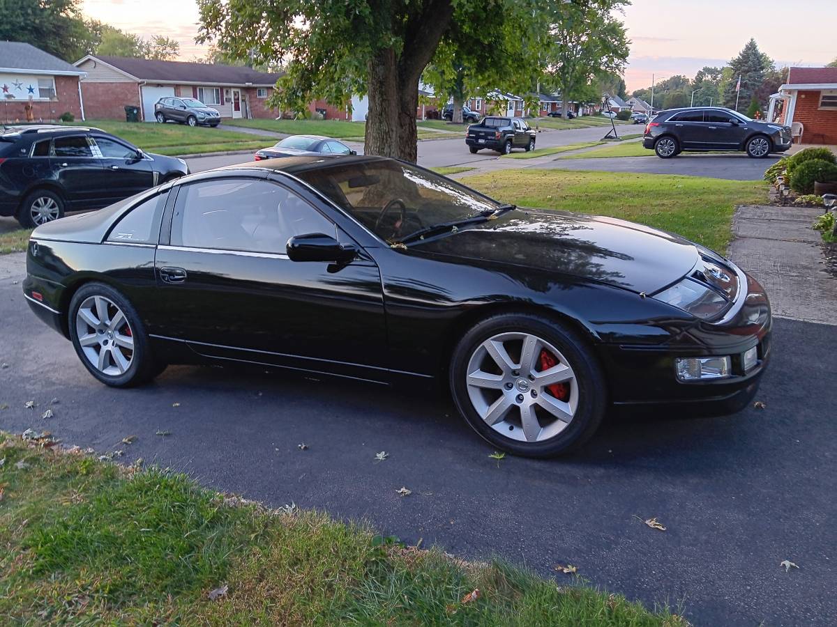 Nissan-300zx-1993-black-3