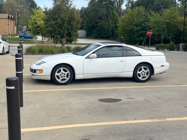 Nissan-300zx-na-22-1993-white-3