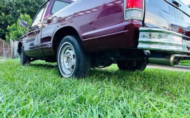 Nissan-720-1985-Standard-Cab-Pickup-10